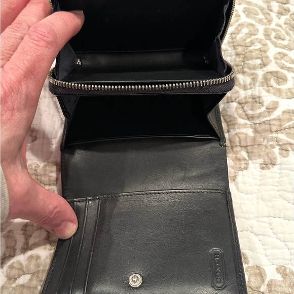 Coach Wallet - Picture 3 of 4